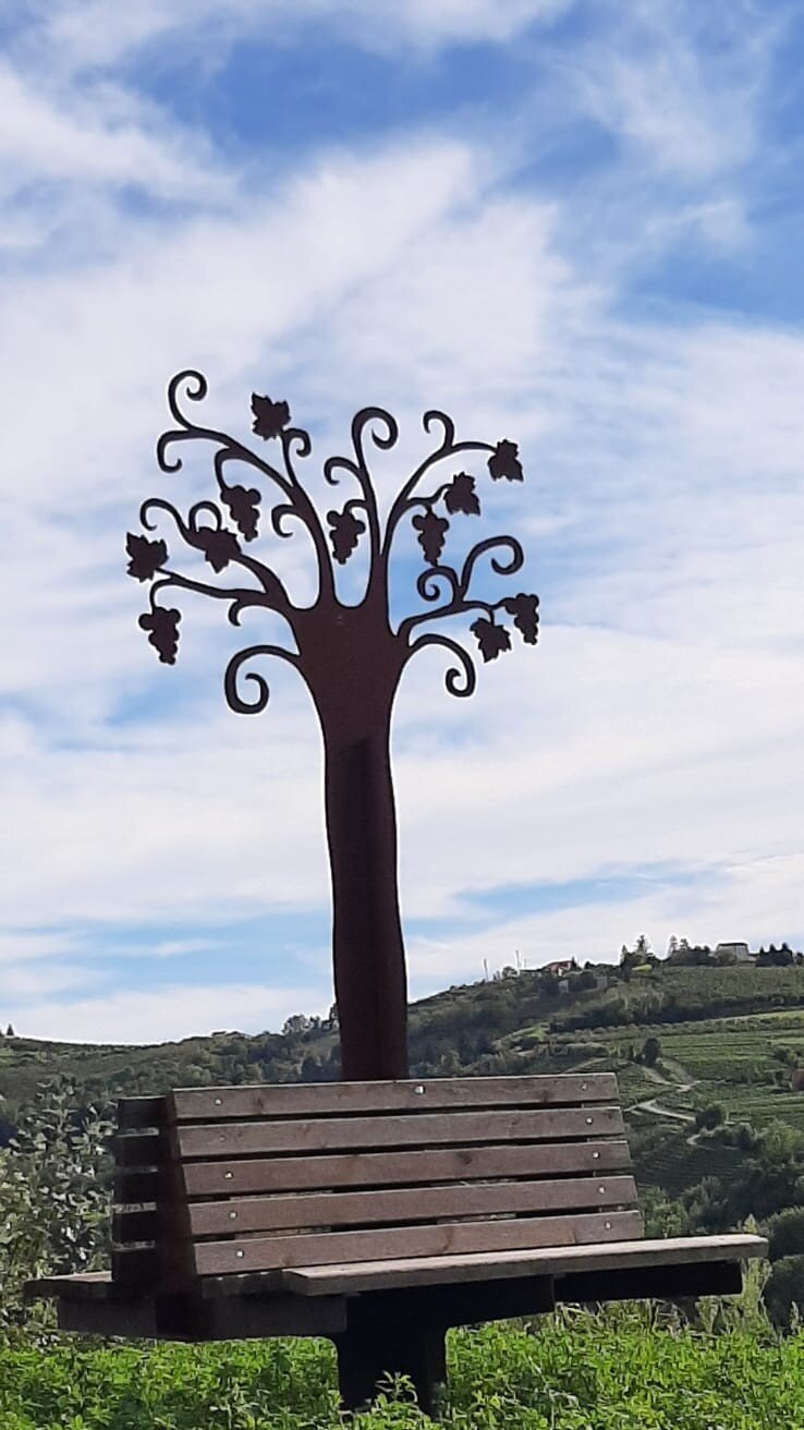 Three Vine Trees Trail